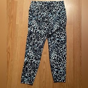 Old navy blue Balance leggings; size L